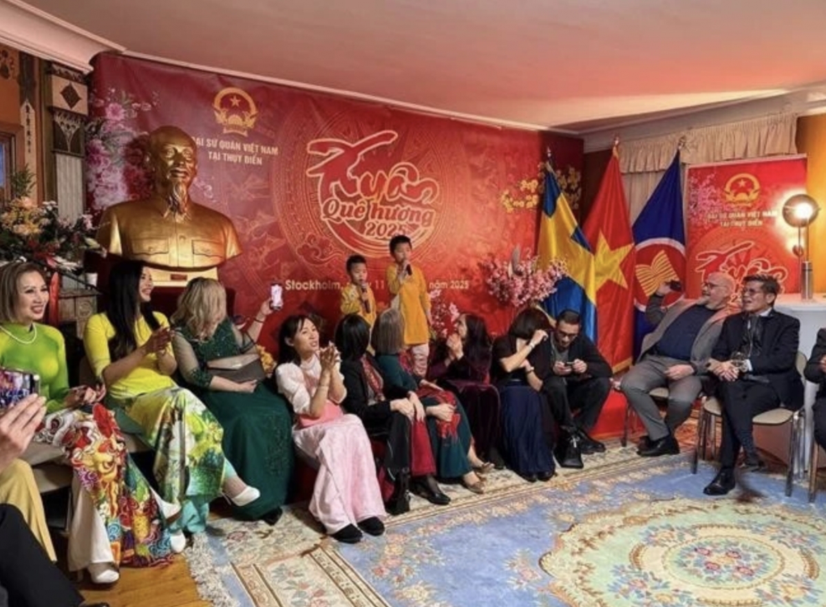 Vietnamese in Sweden, Latvia promote national cultural values